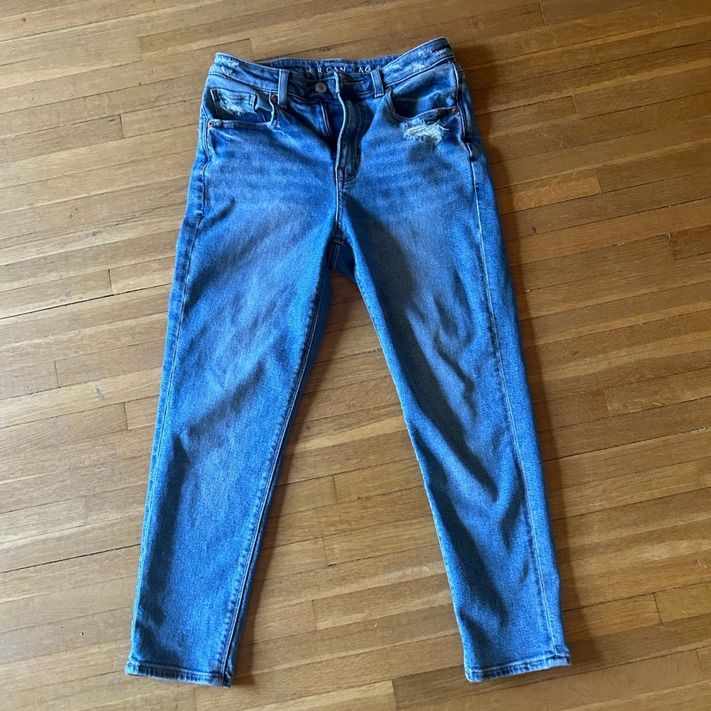American Eagle Mom Jeans - Size 2